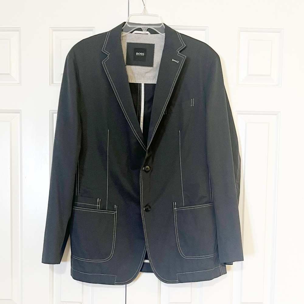 BOSS by Hugo Boss Charcoal Gray 2 button Blazer with White Stitching. Size 44R - Picture 14 of 15